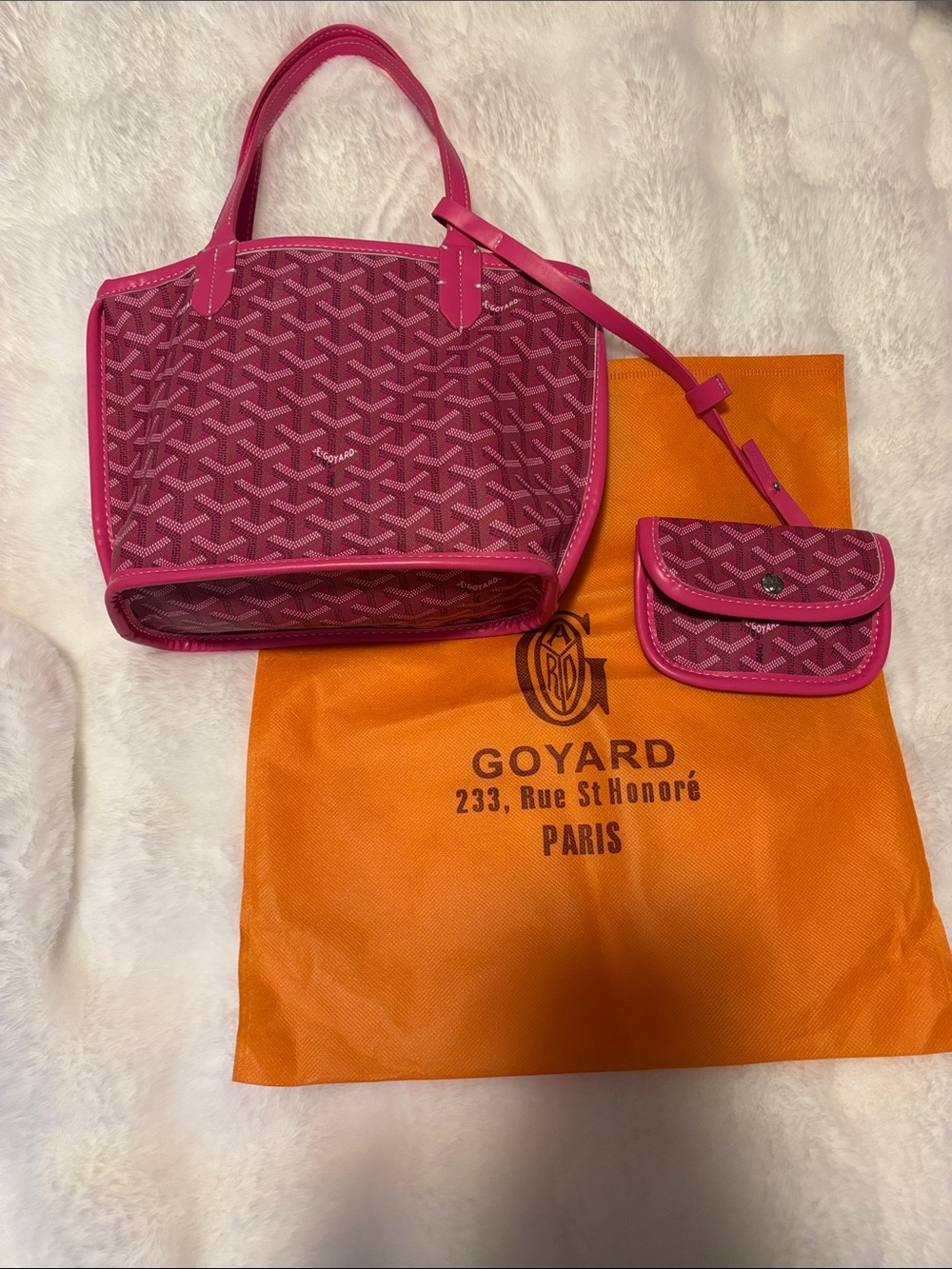 Small Shoulder Tote with Card Pouch